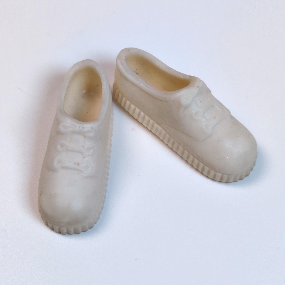 RARE Vtg 70s Barbie Yellowstone Kelly Shoes White Sneaker Tennis Taiwan